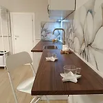 Simply House In Twin Appartement Bari