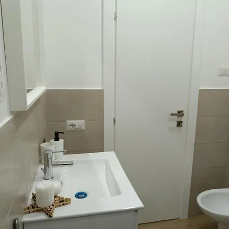 Simply House In Twin Bari