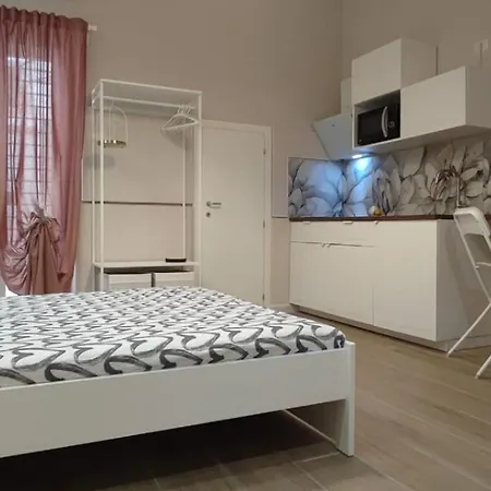 Simply House In Twin * Бари